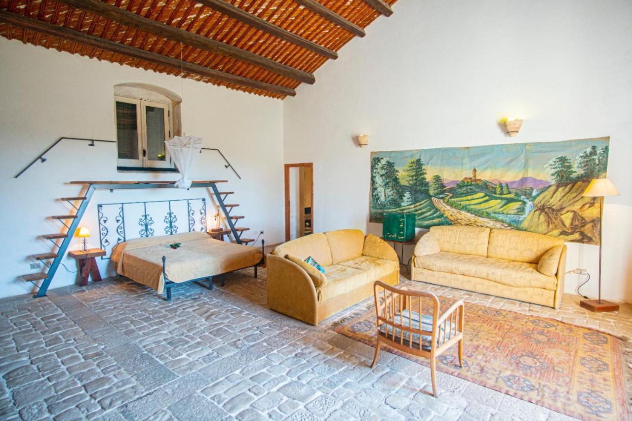 Case Brizza Casale Zappulla Exterior photo
