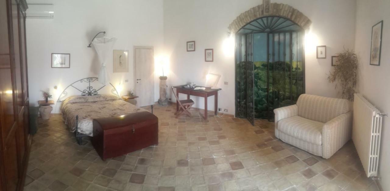 Case Brizza Casale Zappulla Exterior photo